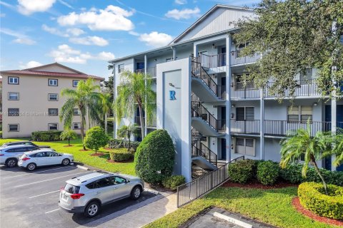 Condo à Pembroke Pines, Floride, 2 chambres  № 2038124