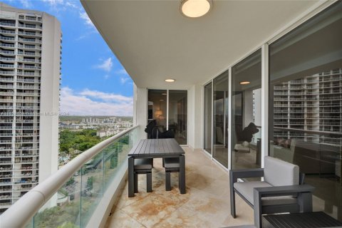 Copropriété à vendre à Aventura, Floride: 3 chambres, 263.84 m2 № 1860370 - photo 5