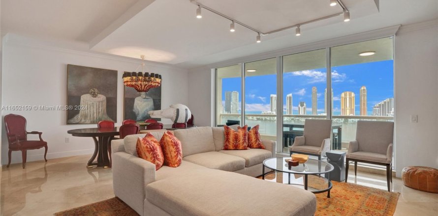 Condo à Aventura, Floride, 3 chambres № 1860370