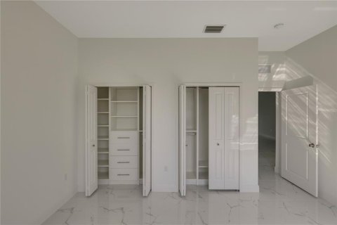 House in Rotonda, Florida 3 bedrooms, 192.87 sq.m. № 835227 - photo 28