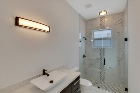 House in Rotonda, Florida 3 bedrooms, 192.87 sq.m. № 835227 - photo 29