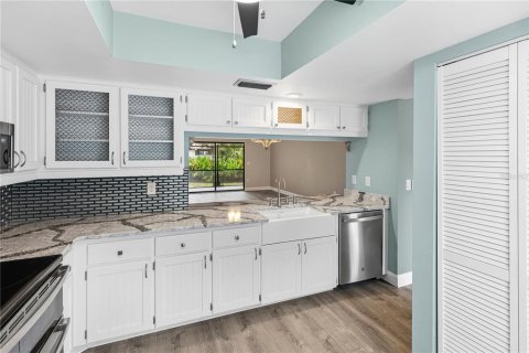 Copropriété à vendre à Englewood, Floride: 2 chambres, 96.62 m2 № 1902176 - photo 6