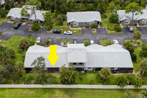 Copropriété à vendre à Englewood, Floride: 2 chambres, 96.62 m2 № 1902176 - photo 2