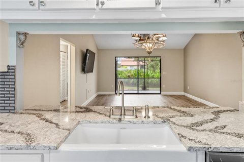 Copropriété à vendre à Englewood, Floride: 2 chambres, 96.62 m2 № 1902176 - photo 10