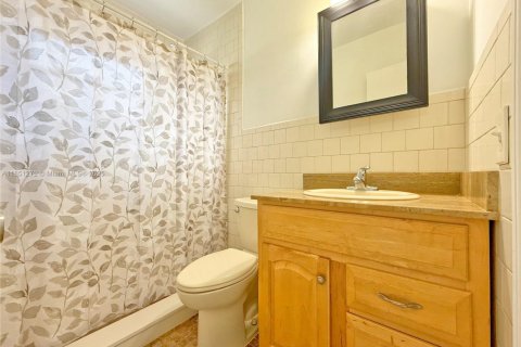 Casa en venta en Miami, Florida, 2 dormitorios, 106.28 m2 № 1855331 - foto 14
