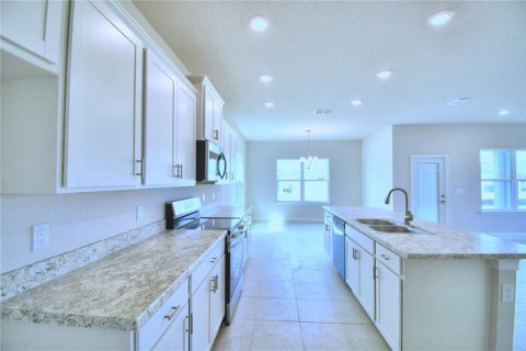 Casa en venta en Winter Haven, Florida, 4 dormitorios, 223.43 m2 № 1088714 - foto 10