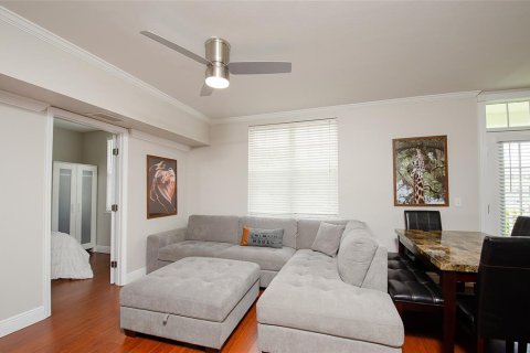 Condominio en venta en Celebration, Florida, 1 dormitorio, 73.58 m2 № 2199773 - foto 8