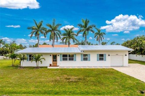 House in Englewood, Florida 2 bedrooms, 132.66 sq.m. № 2147481 - photo 2
