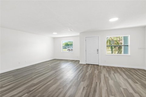 Купить виллу или дом в Полк-Сити, Флорида 7 комнат, 143.26м2, № 2142372 - фото 4
