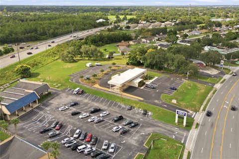 Immobilier commercial à vendre à Deltona, Floride: 399.2 m2 № 2393713 - photo 10