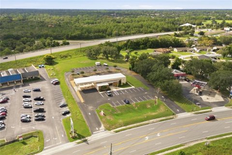 Immobilier commercial à vendre à Deltona, Floride: 399.2 m2 № 2393713 - photo 8