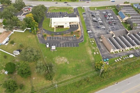 Immobilier commercial à vendre à Deltona, Floride: 399.2 m2 № 2393713 - photo 12