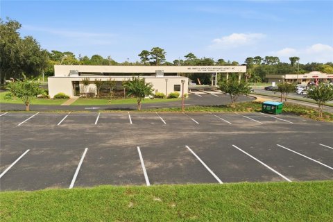 Immobilier commercial à vendre à Deltona, Floride: 399.2 m2 № 2393713 - photo 18