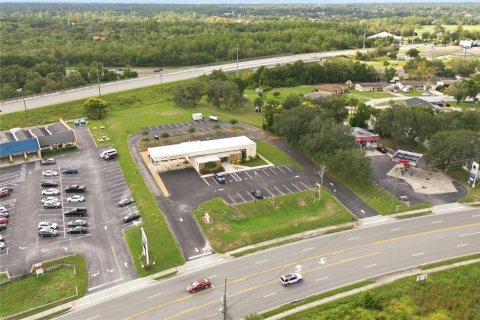 Immobilier commercial à vendre à Deltona, Floride: 399.2 m2 № 2393713 - photo 9