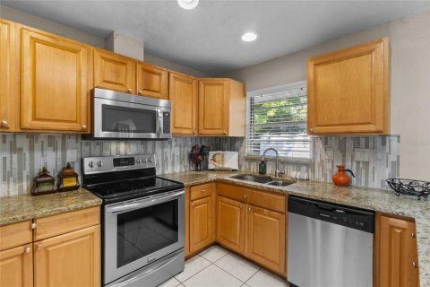 Casa en venta en Sarasota, Florida, 4 dormitorios, 201.41 m2 № 2386197 - foto 8