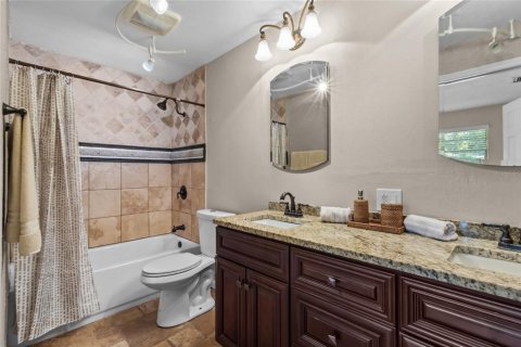 Casa en venta en Sarasota, Florida, 4 dormitorios, 201.41 m2 № 2386197 - foto 24