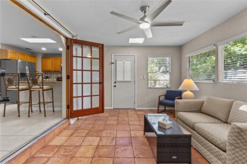 Casa en venta en Sarasota, Florida, 4 dormitorios, 201.41 m2 № 2386197 - foto 14