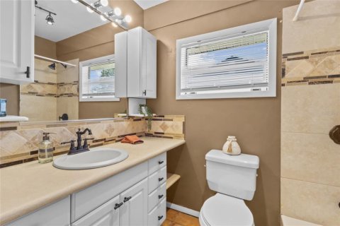Casa en venta en Sarasota, Florida, 4 dormitorios, 201.41 m2 № 2386197 - foto 22