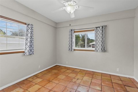 Casa en venta en Sarasota, Florida, 4 dormitorios, 201.41 m2 № 2386197 - foto 19