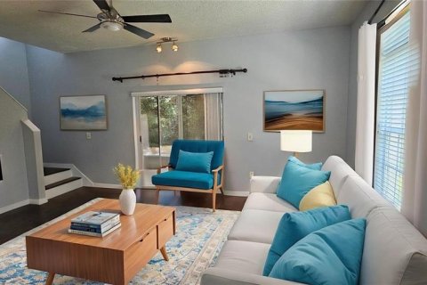 Touwnhouse à louer à Tampa, Floride: 3 chambres, 124.12 m2 № 2308999 - photo 4