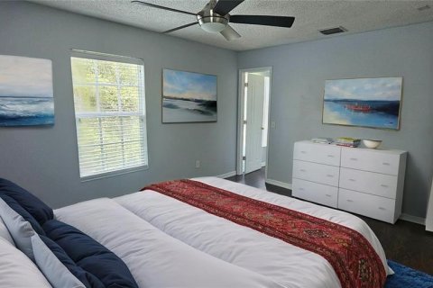 Touwnhouse à louer à Tampa, Floride: 3 chambres, 124.12 m2 № 2308999 - photo 5