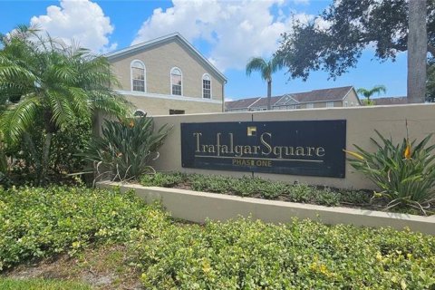 Touwnhouse à louer à Tampa, Floride: 3 chambres, 124.12 m2 № 2308999 - photo 2