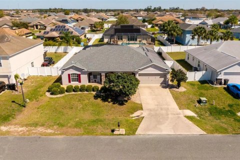 House in Ocala, Florida 4 bedrooms, 232.91 sq.m. № 1723005 - photo 1