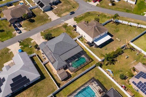 House in Ocala, Florida 4 bedrooms, 232.91 sq.m. № 1723005 - photo 8