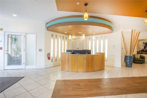 Condo in Saint Petersburg, Florida, 1 bedroom № 2217961 - photo 26