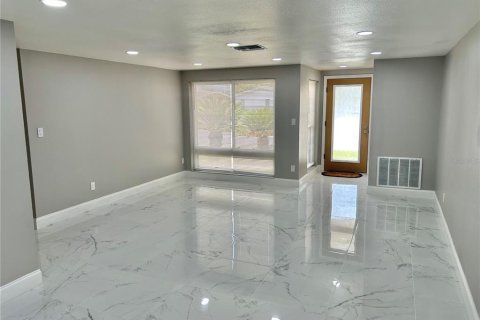 Casa en venta en Port Richey, Florida, 3 dormitorios, 118.17 m2 № 1835804 - foto 16