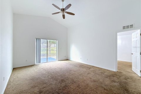 Villa ou maison à louer à Groveland, Floride: 3 chambres, 136.19 m2 № 2117527 - photo 9