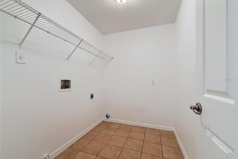 Villa ou maison à louer à Groveland, Floride: 3 chambres, 136.19 m2 № 2117527 - photo 27