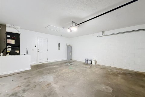 Villa ou maison à louer à Groveland, Floride: 3 chambres, 136.19 m2 № 2117527 - photo 29