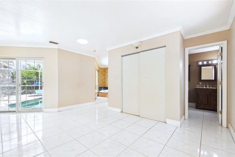 House in Seminole, Florida 3 bedrooms, 189.33 sq.m. № 2167800 - photo 21