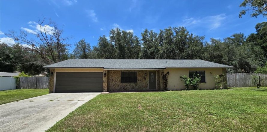 Casa en Brandon, Florida 3 dormitorios, 116.5 m2 № 2230207