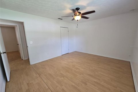 Casa en alquiler en Brandon, Florida, 3 dormitorios, 116.5 m2 № 2230207 - foto 13