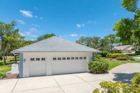 House in New Smyrna Beach, Florida 3 bedrooms, 282.52 sq.m. № 2210888 - photo 10