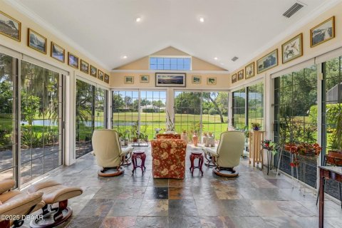 House in New Smyrna Beach, Florida 3 bedrooms, 282.52 sq.m. № 2210888 - photo 4