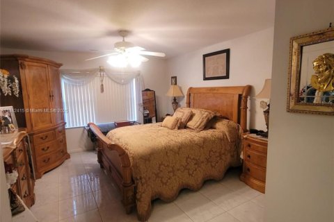 Townhouse in St. Lucie, Florida 2 bedrooms, 125.05 sq.m. № 1834151 - photo 6