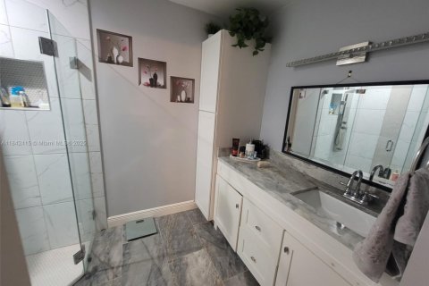 Townhouse in St. Lucie, Florida 2 bedrooms, 125.05 sq.m. № 1834151 - photo 5