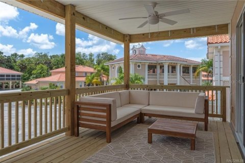 House in Homosassa, Florida 2 bedrooms, 113.99 sq.m. № 2233713 - photo 4