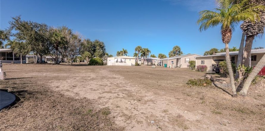 Land in Port Charlotte, Florida № 2108920