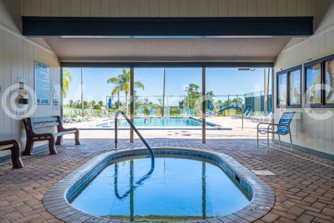 Land in Port Charlotte, Florida № 2108920 - photo 15