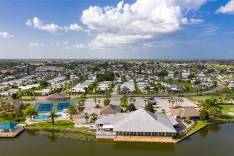 Land in Port Charlotte, Florida № 2108920 - photo 12