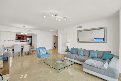 Снять в аренду кондоминиум в Санни-Айлс-Бич, Флорида 2 спальни, 148.83м2, № 1951536 - фото 20