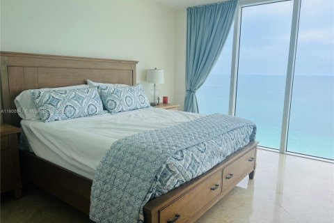 Снять в аренду кондоминиум в Санни-Айлс-Бич, Флорида 2 спальни, 148.83м2, № 1951536 - фото 7