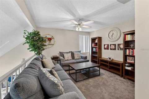 Condo in Valrico, Florida, 3 bedrooms  № 2225408 - photo 12