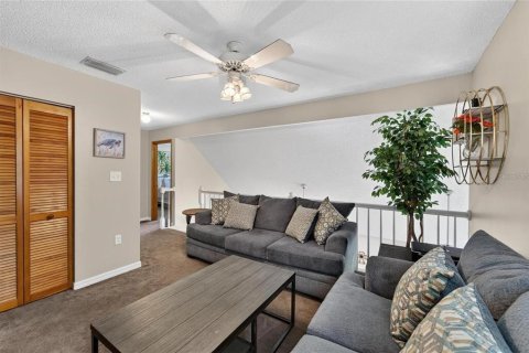 Condo in Valrico, Florida, 3 bedrooms  № 2225408 - photo 13