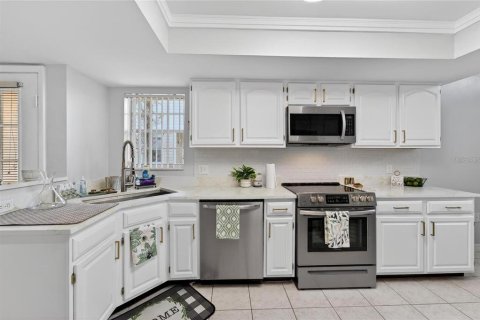 Condo in Valrico, Florida, 3 bedrooms  № 2225408 - photo 4