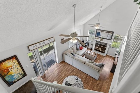 Condo in Valrico, Florida, 3 bedrooms  № 2225408 - photo 11